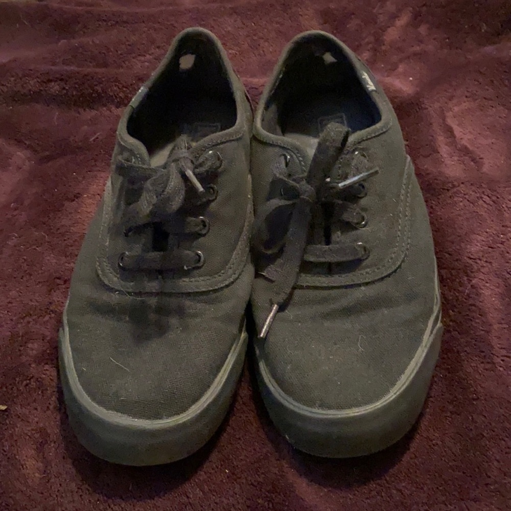Black Keds